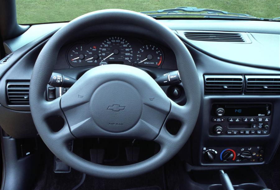  Chevrolet Cavalier 2003 года  (фото 13 из 13)